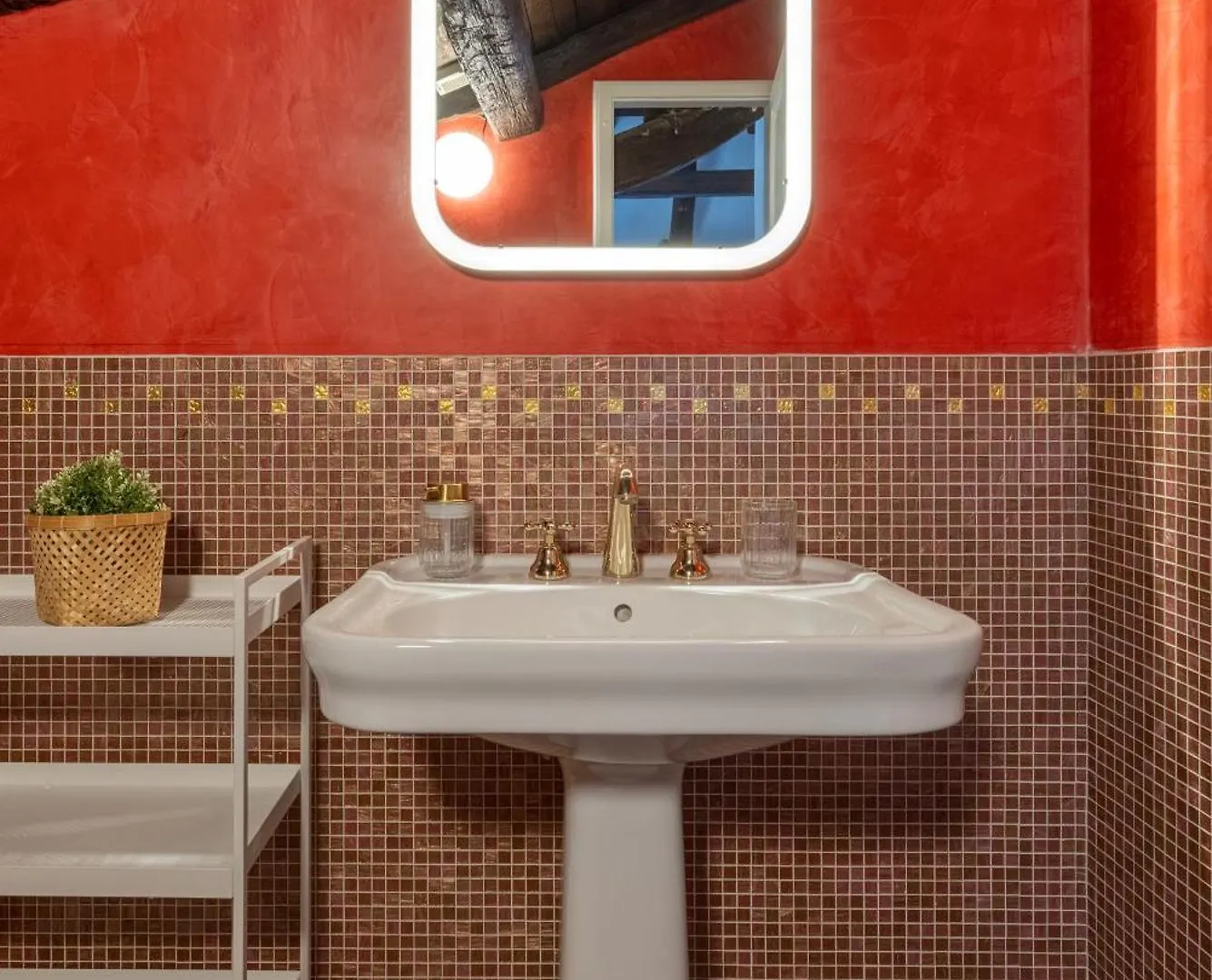 Apartamento Dimora De' Poeti - 250 Square Meters Attic With Jacuzzi Bolonia Italia