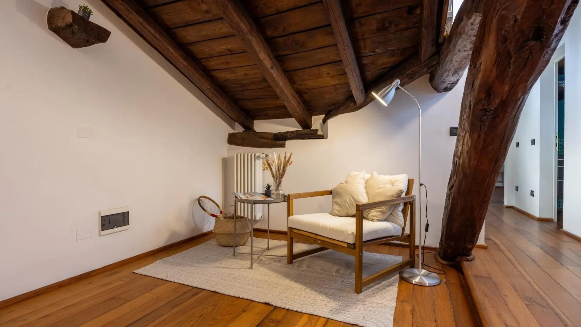 Apartamento Dimora De' Poeti - 250 Square Meters Attic With Jacuzzi Bolonia Italia